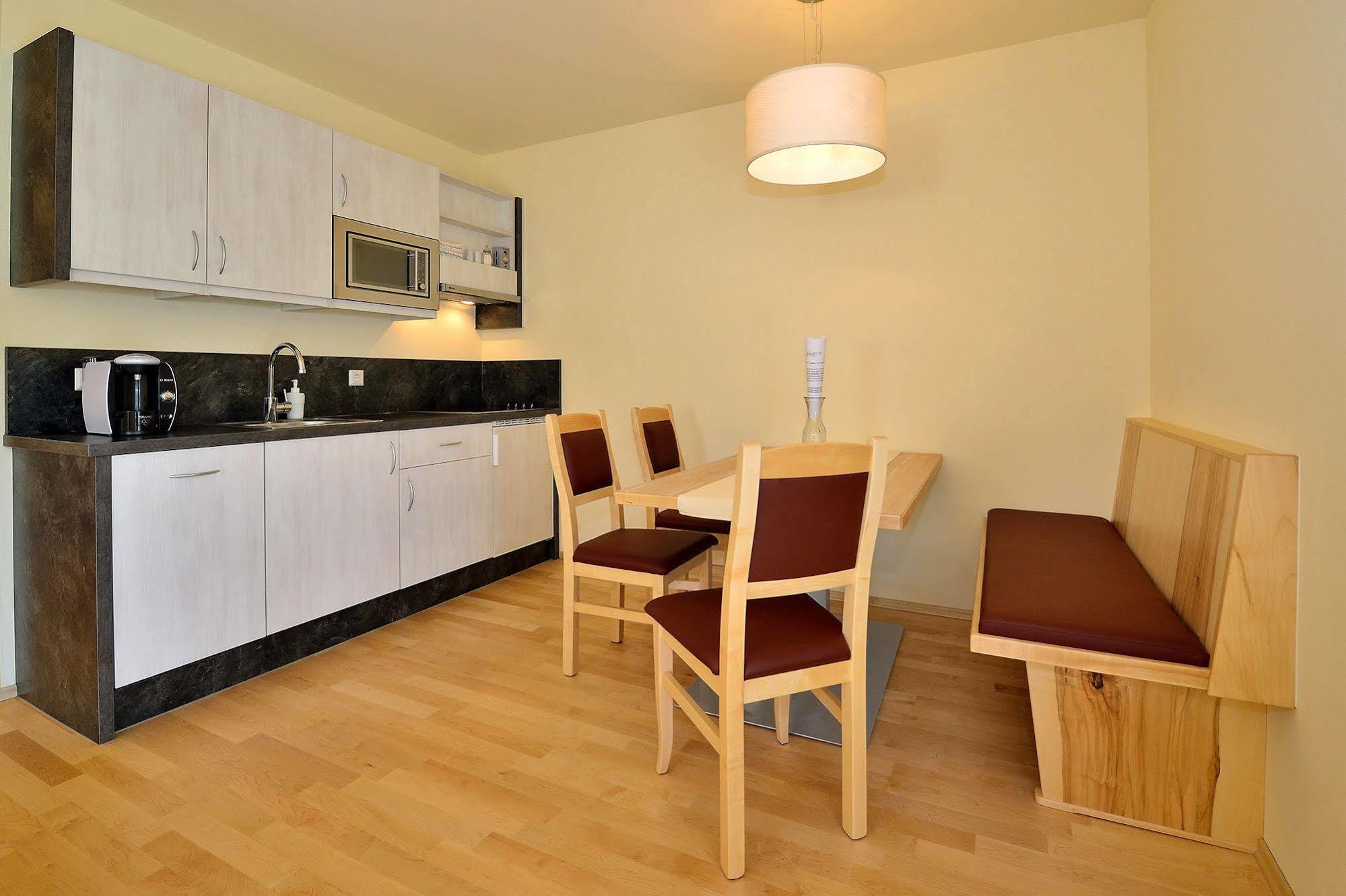 Burgls Apartmenthaus Tröpolach Kültér fotó